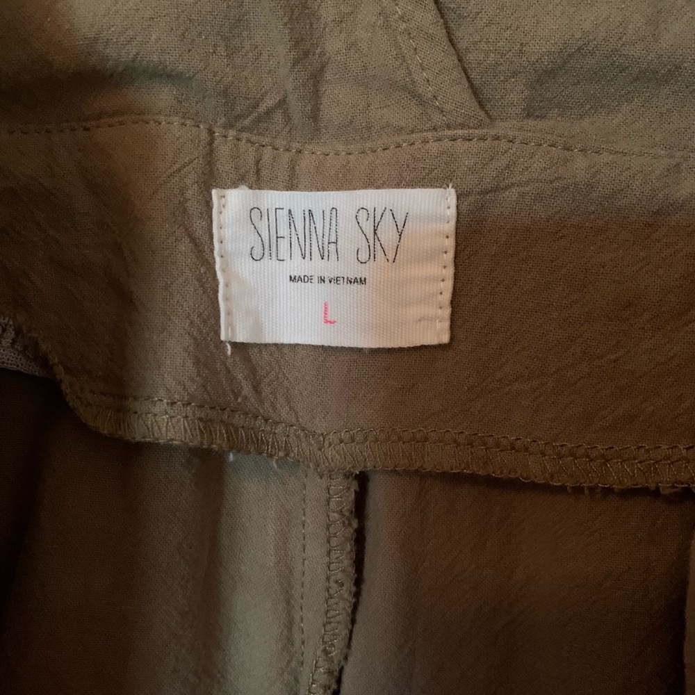 Jumpsuit - Picture 4 of 4